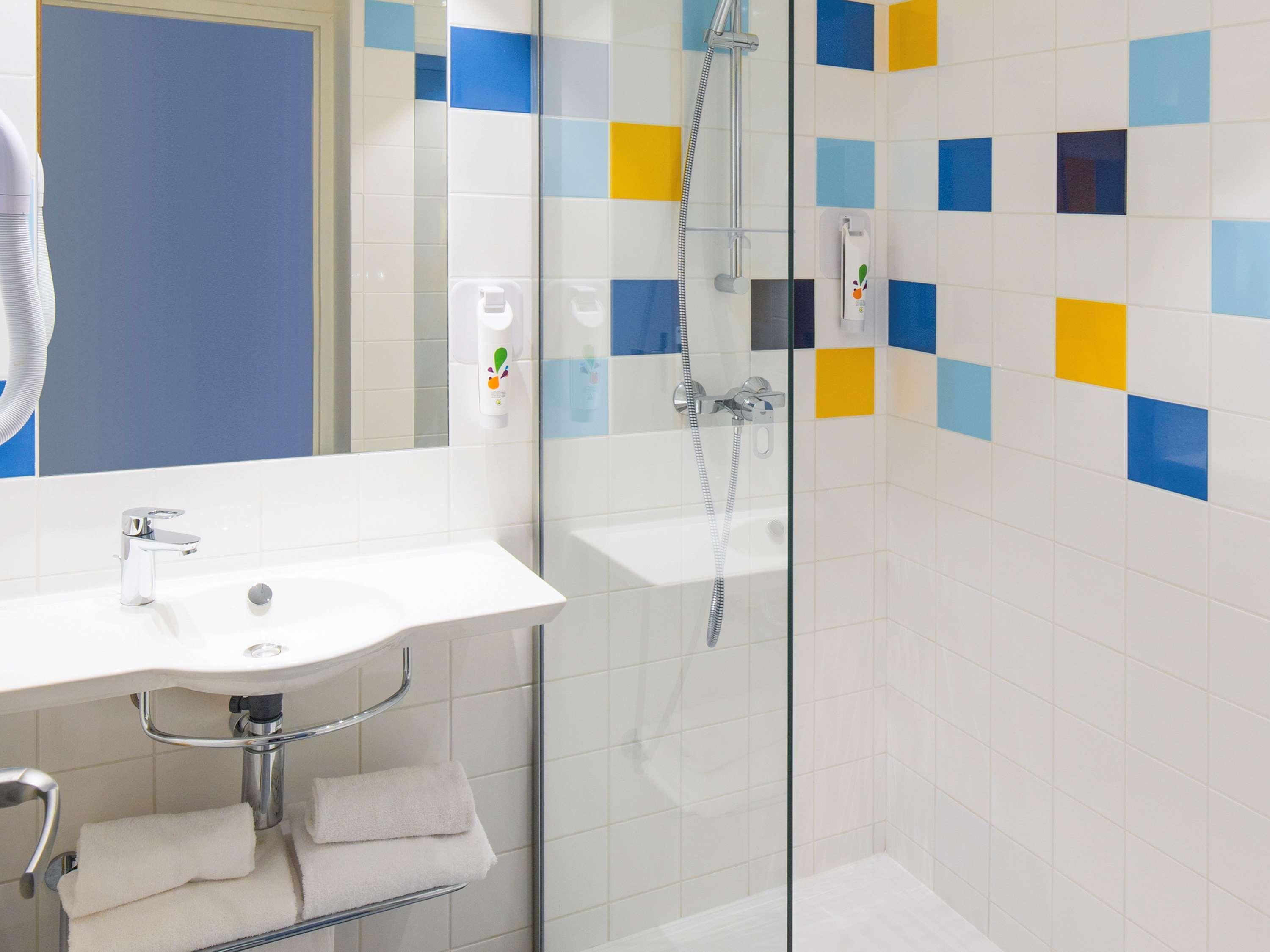 Ibis Styles Collioure Port Vendres Hotel Bagian luar foto